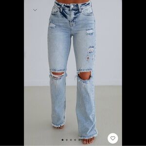 Risen jeans light wash high waisted worn once size 26 27
